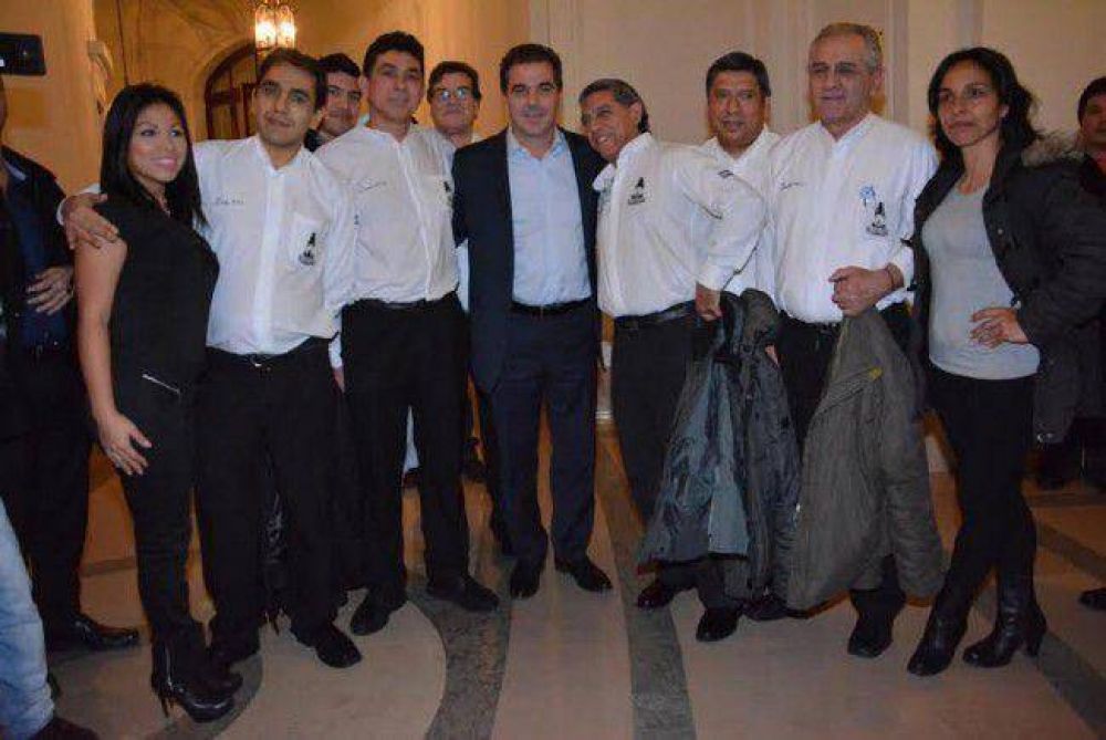 Legislatura: El Palacio de la Papa Frita fue declarado Bar Notable