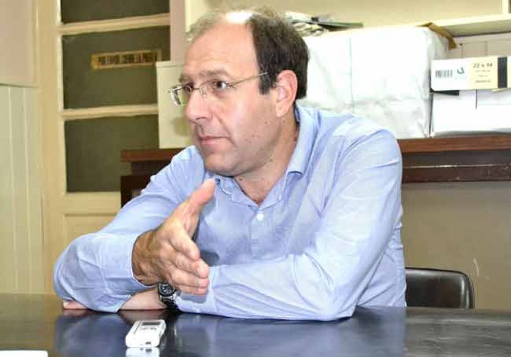 Fabi�n Bruna: �La gente ve que se termina el caudillismo y que viene un estilo de gobernantes distinto�