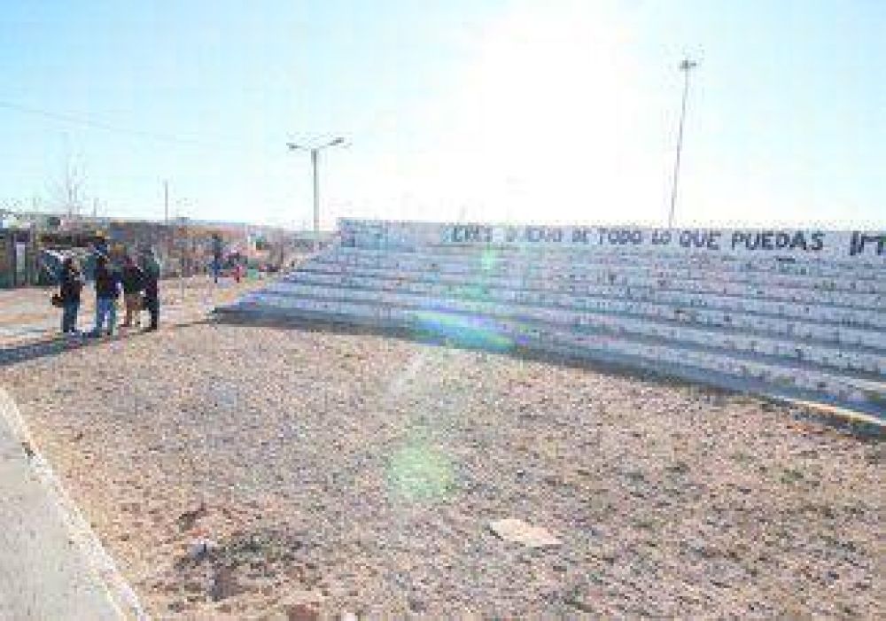 Por la inseguridad, piden demoler un �porr�dromo� 
