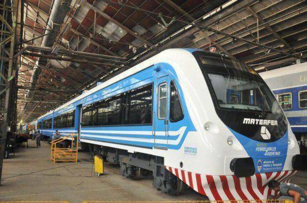 Neuqu�n: El tren interurbano llega el lunes a la ma�ana