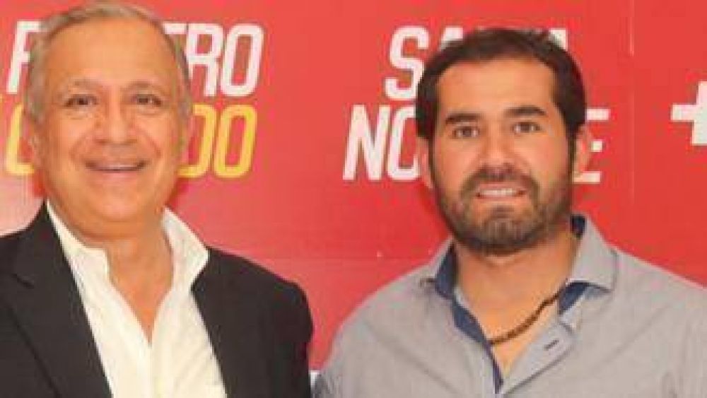 Intendente electo opositor se pasa al oficialismo �por la gente�