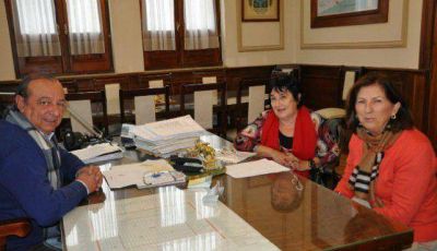 Por temas de gesti�n, S�nchez se reuni� con referentes