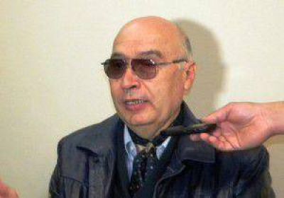 El Intendente Carlos Gorosito anunci� la inauguraci�n de su local de campa�a en la calle Mitre