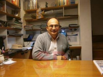 Salom�n denuncia operaci�n pol�tica en su contra