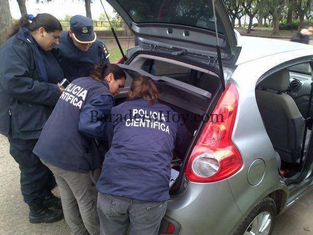 Betty Rodr�guez: Sobre el suicidio de un hombre en la barranca de San Pedro y el incremento en la inseguridad�