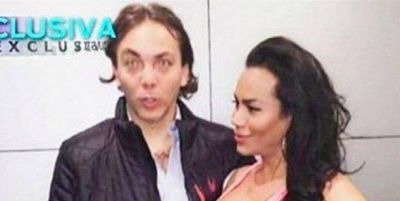 La reacci�n de Cristian Castro cuando lo encontraron con una travesti: 