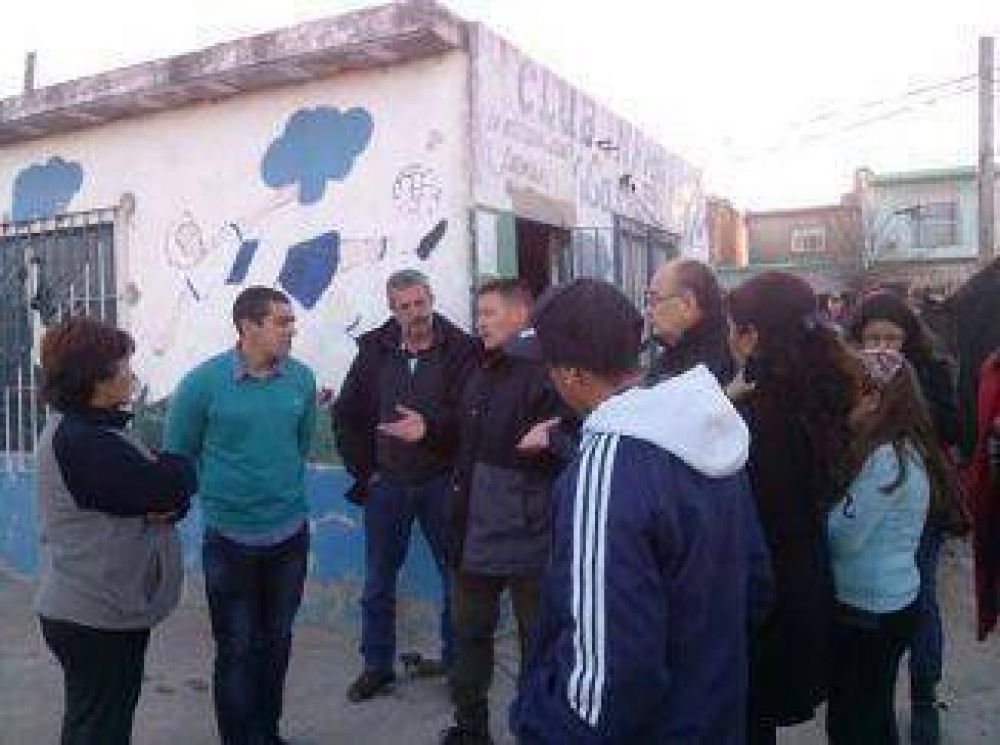Queijeiro: vamos a recuperar cada barrio del distrito