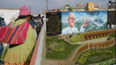 Francisco inicia su esperada gira por Ecuador, Bolivia y Paraguay