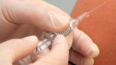 Insisten con la importancia de vacunarse contra la gripe