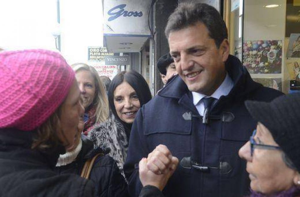 Sergio Massa y Marcela Durrieu recorrieron San Isidro y presentaron pol�ticas de g�nero
