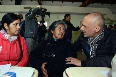 Casa Abierta en El Mait�n fue el cierre de cinco d�as de agenda de Buzzi en la Comarca Andina