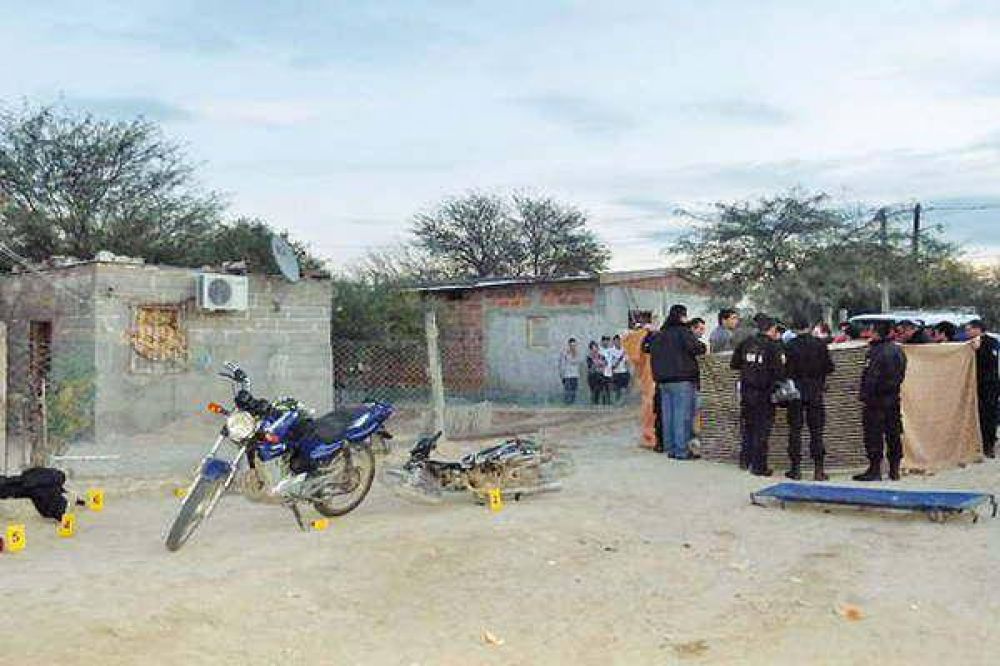 Bale� a su ex pareja y el actual novio lo habr�a asesinado a tiros en la vereda