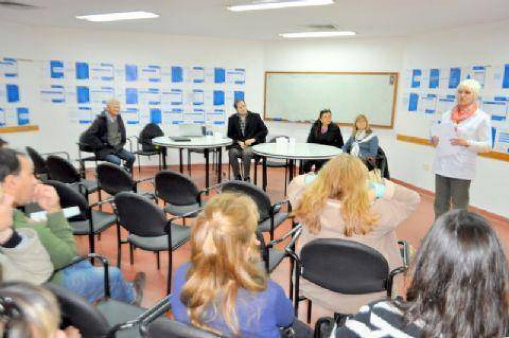 Comenz� a funcionar la �sala de situaci�n de salud�