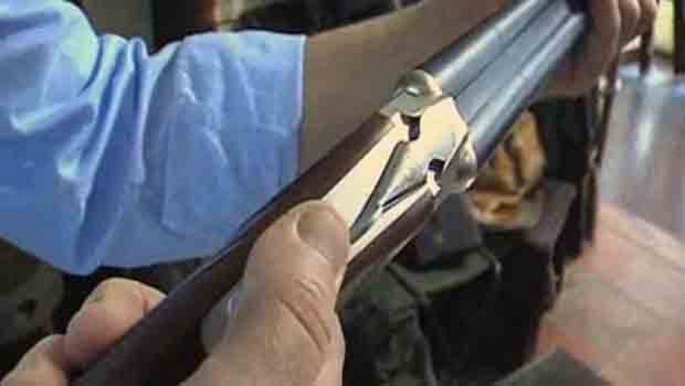 Un sujeto result� herido en extra�as circunstancias
