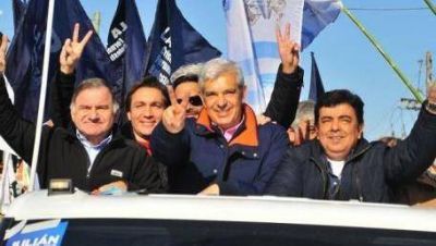 An�bal y Dom�nguez de caravana por la Provincia