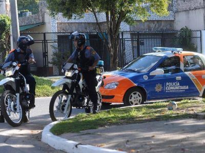 Rosario sumar� en un a�o 1.500 polic�as para patrullar los barrios