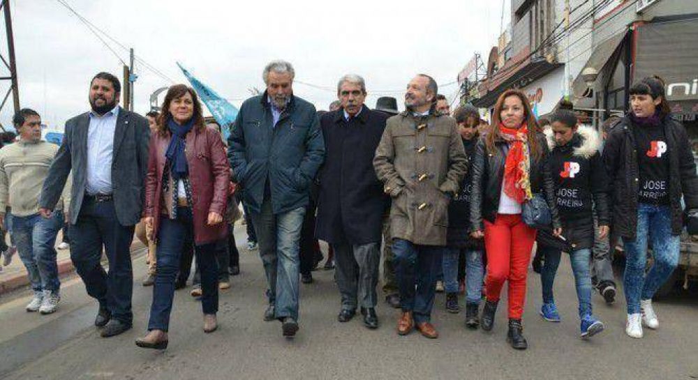 An�bal Fern�ndez y Sabbatella se reunieron con Mariano West