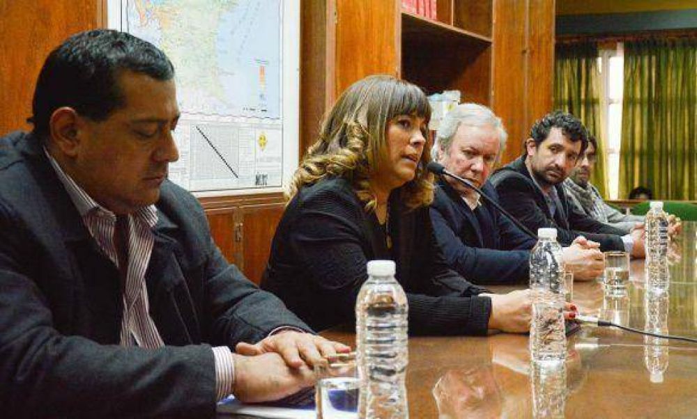 Gabriela Peralta: �Reglamentamos la Ley Provincial N� 3062 para profundizar las pol�ticas de ni�ez�