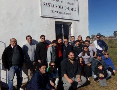 Arroyo contin�a con su recorrida por los barrios: Ahora lleg� a Santa Rosa del Mar