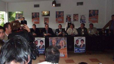Juri compartio un acto junto al gobernador Alperovich y candidatos de la formula oficial