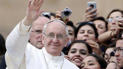 Cl�nicas lanza recomendaciones sanitarias para visita papal 