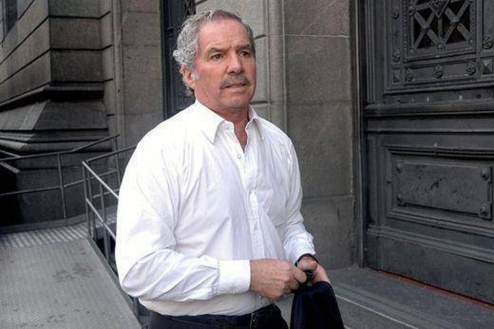Felipe Sol�: �Los votos son de Massa y no de los Intendentes�