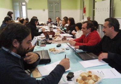 Agmer hizo responsable al gobierno del posible no reinicio del ciclo lectivo