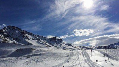 Por falta de nieve, Las Le�as apuesta al turismo local