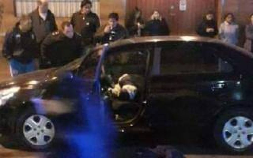 Ramos Mej�a: Polic�a resisti� robo a los tiros, mat� a un delincuente e hiri� a otros dos