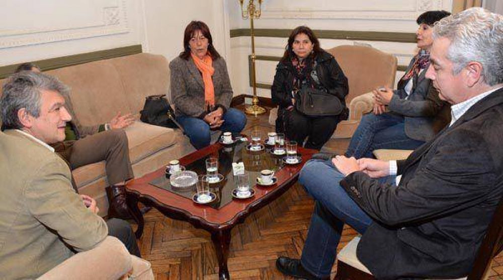 Cristina Romano dej� nuevamente la UCR y ahora se pas� al kirchnerismo