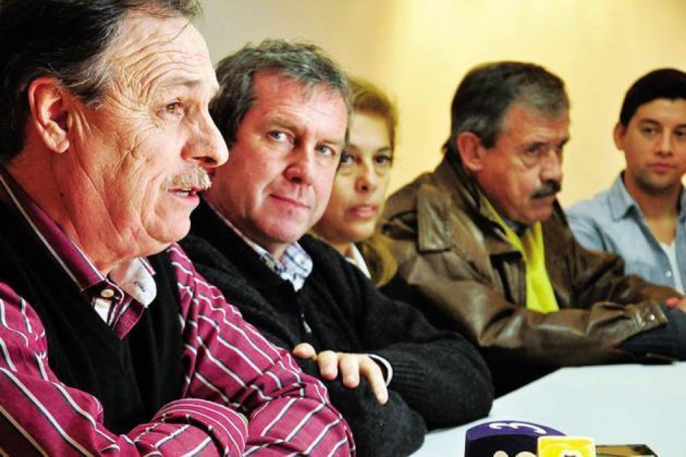 Radicales se�alaron que los anuncios del Gobierno �son parches en medio de una campa�a electoral�