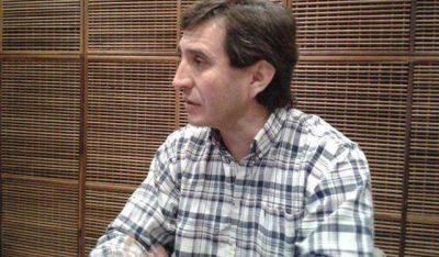 Andino denunci� que Santiba�ez entrega planes a cambio de votos