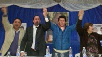 Jorge Marquez candidato a legislador realizo un acto con dirigentes de los circuitos 7 y 8