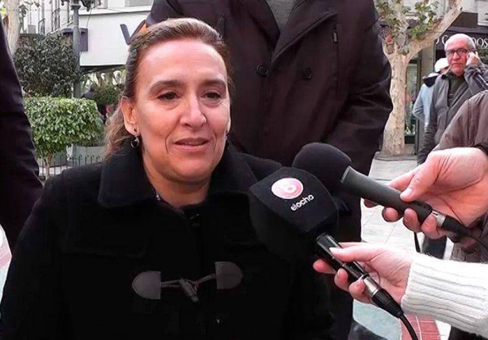 Gabriela Michetti recorri� San Juan y habl� de la integraci�n del pa�s junto al PRO