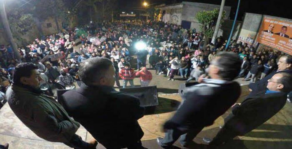 Una multitud recibi� a Jaldo en R�o Colorado
