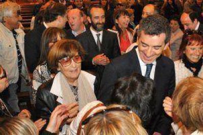 La madre de Florencio Randazzo habl� por Radio Chivilcoy
