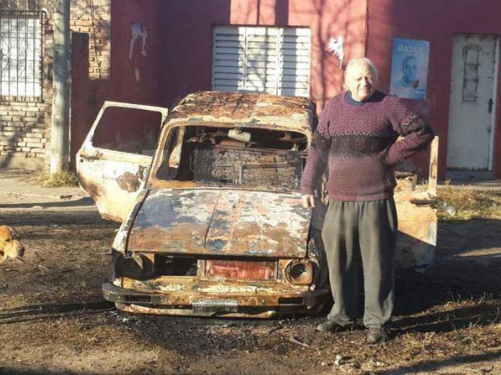 Queman otros tres autos en la capital provincial y ya suman 90 los siniestros