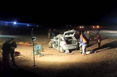 Choque en cruce de rutas 1 y 5: dos muertos