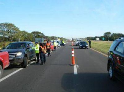 Entre 800 mil y un mill�n de veh�culos circular�n en rutas chaque�as por la visita del Papa a Paraguay
