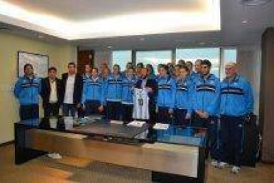 Insfr�n recibi� a �Las Panteras�