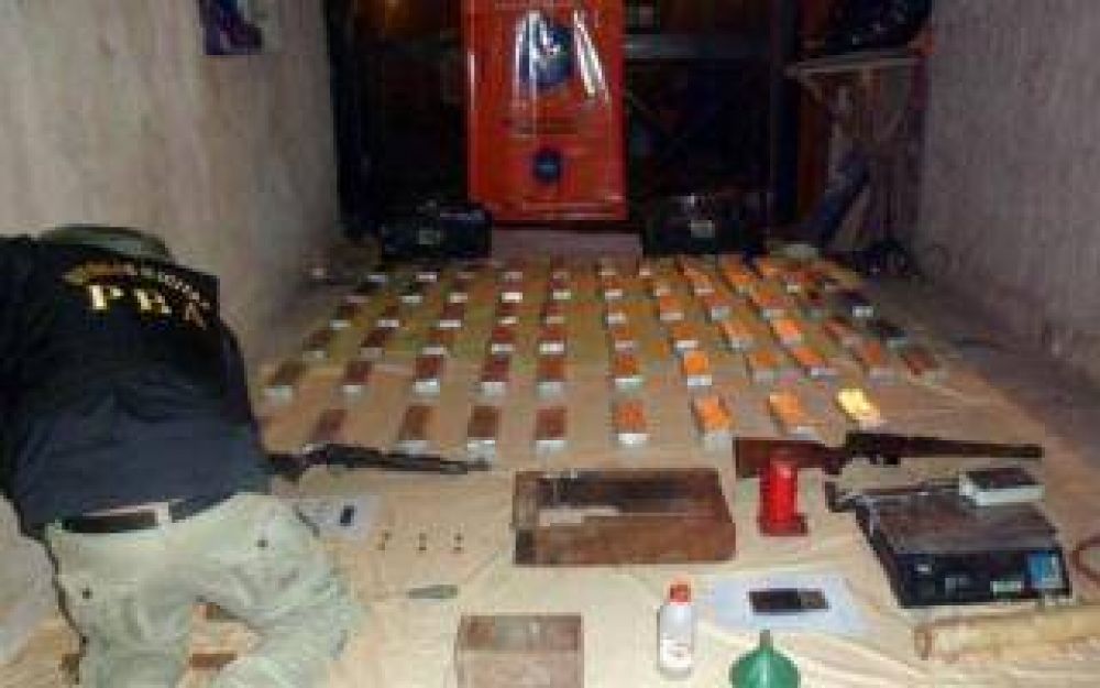 Lomas de Zamora: Incautaron 65 kilos de marihuana en una casa