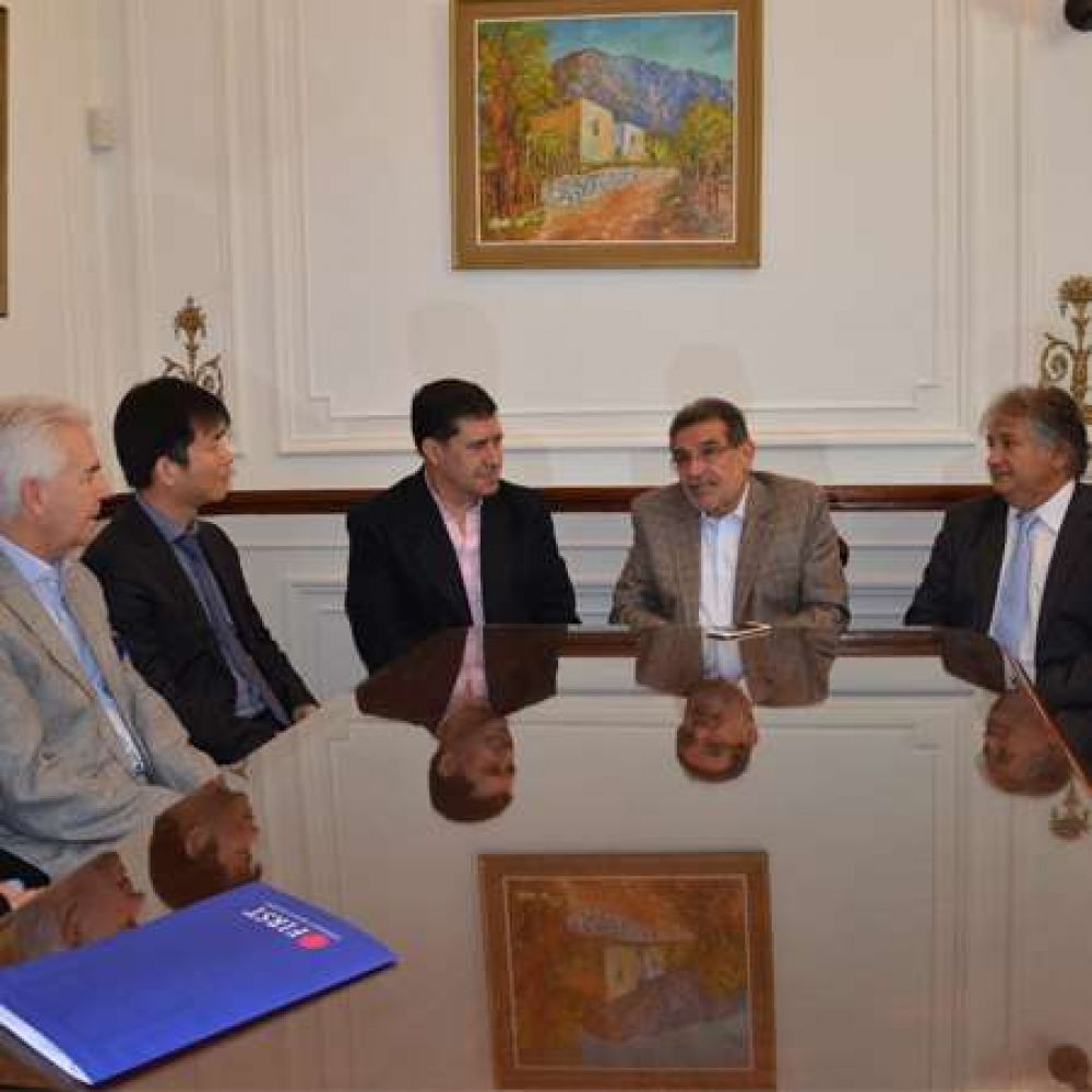 La Rioja suscribi� memor�ndum de entendimiento con la empresa Powerchina