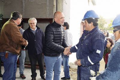 Pueblo por Pueblo: Buzzi recorri� obras que realizan instituciones de Rada Tilly
