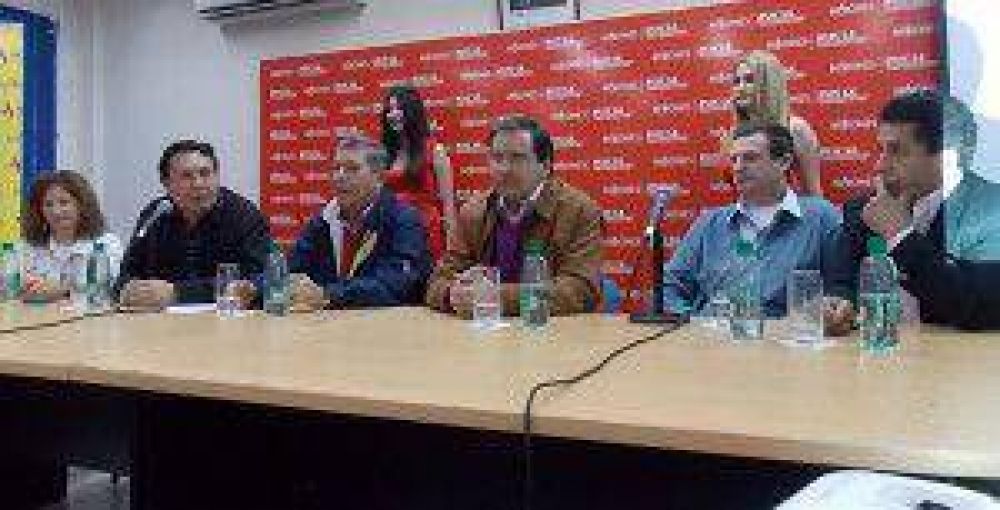 Presentaron el programa �Sembrando beneficios� que premiar� a peque�os productores