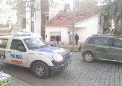 Roban dinero y alhajas de la vivienda de una conocida martillera