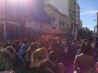 Escrachan a An�bal, pero no estaba