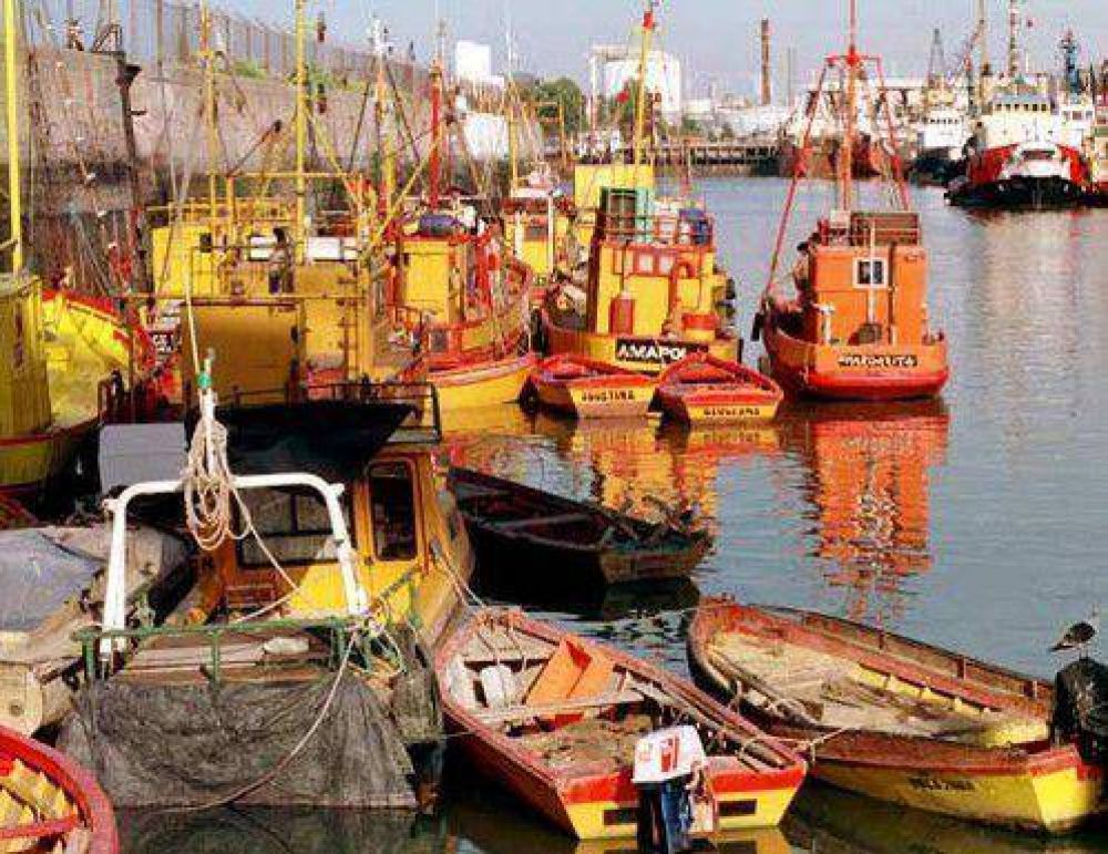 Siguen los ataques: habr�an golpeado a dos pescadores dentro del puerto