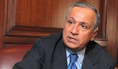 Romero: �Los he alentado personalmente para garantizar una transici�n ordenada en cada municipio� 