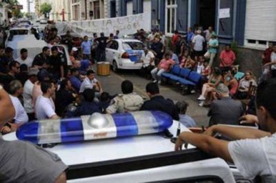 Para el fiscal general de Entre R�os, el mot�n policial fue un delito contra el orden constitucional provincial�