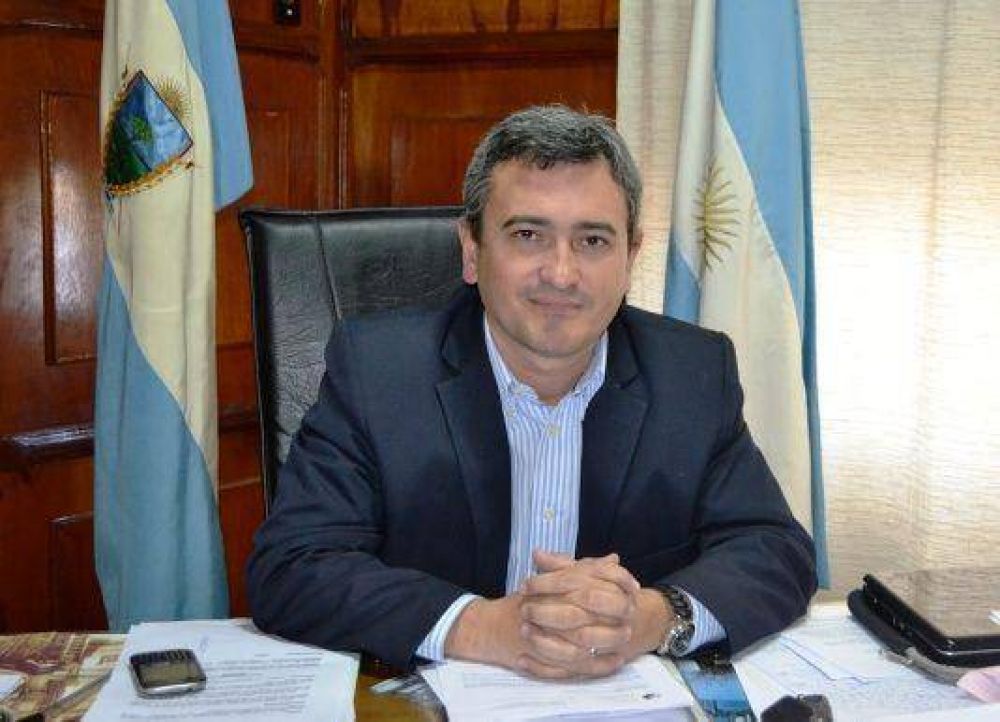Rojas anunci� licitaci�n de 112 viviendas